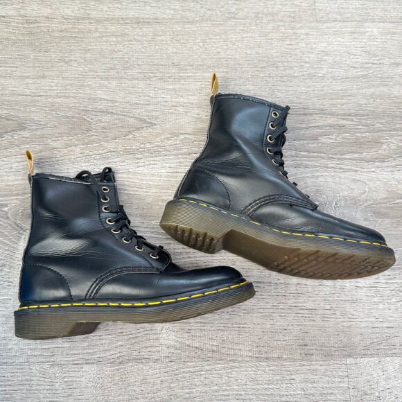 Dr. Martens 14045 Black Combat Boots Women's Size 5 Vegan Leather - Picture 1 of 9